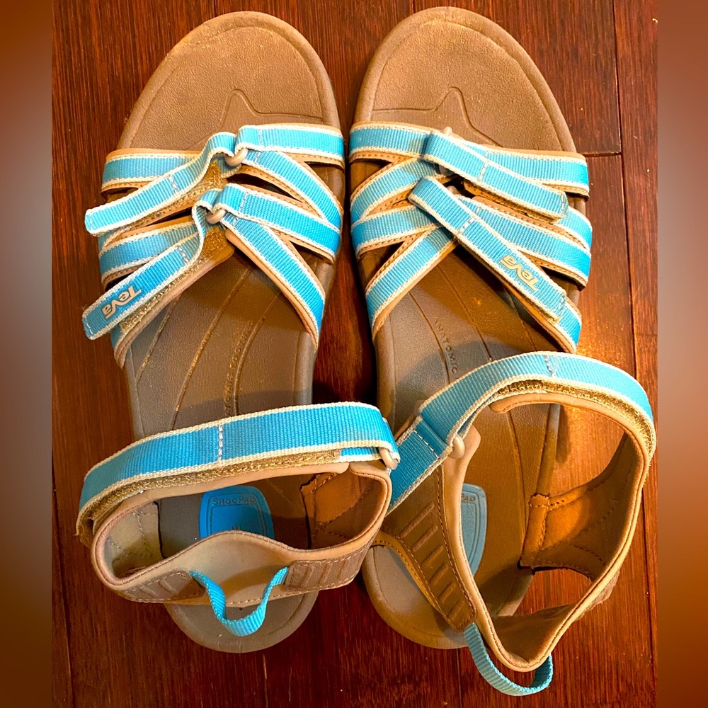 Light Blue supportive walking sandals (Size 10)